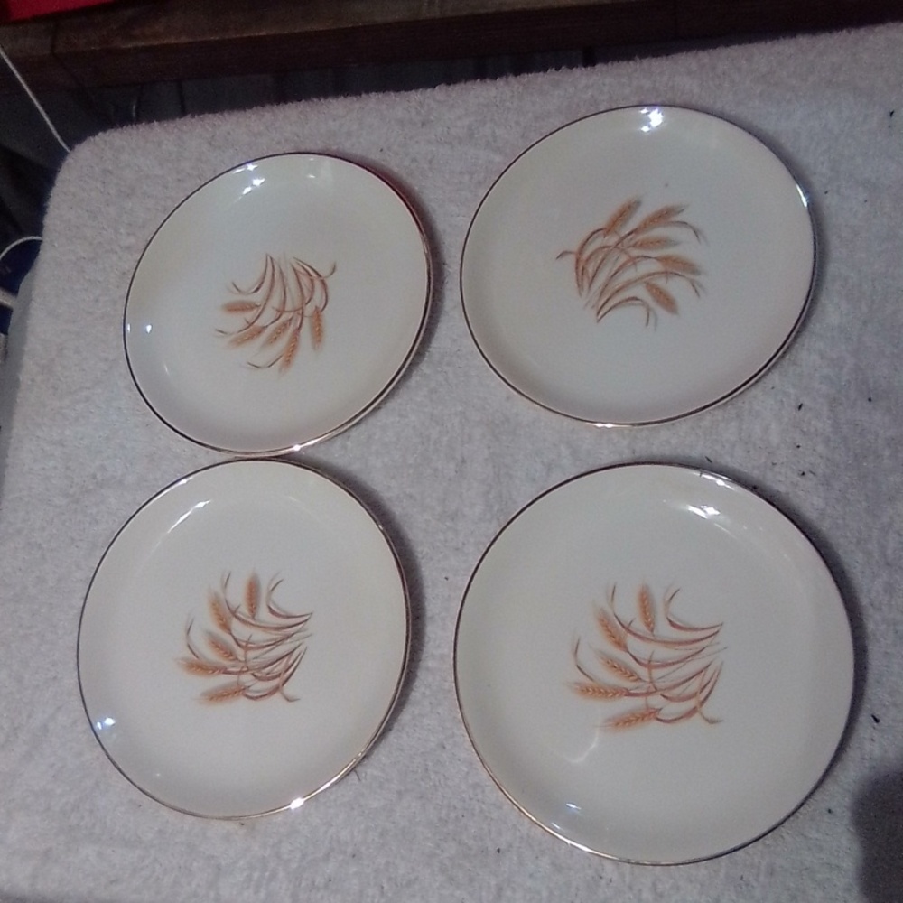 Golden Wheat Plates